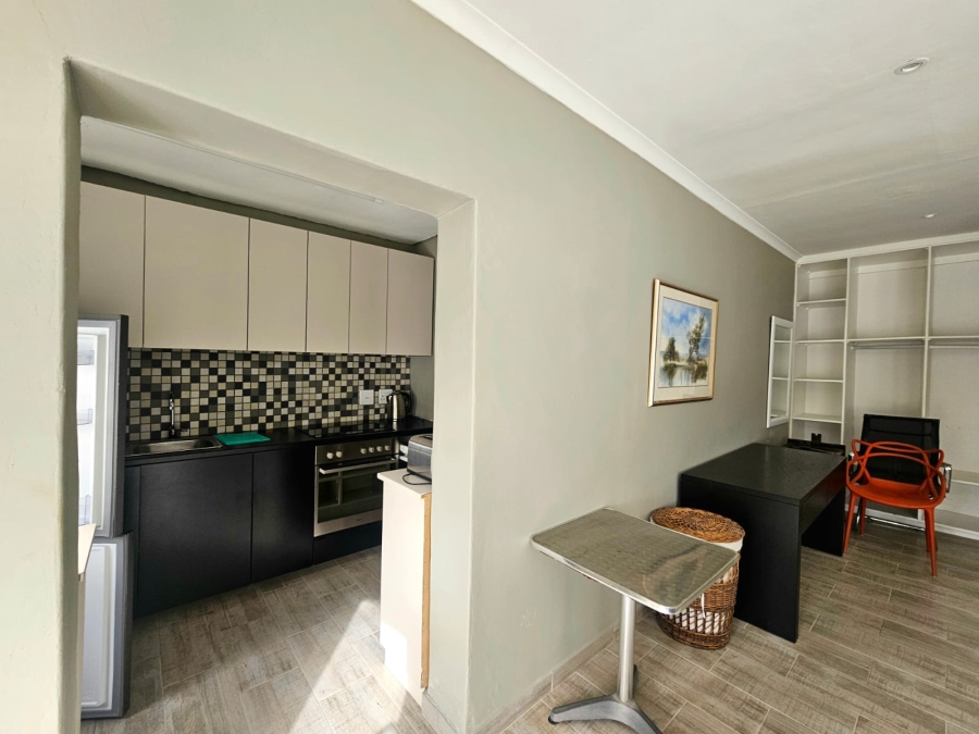 6 Bedroom Property for Sale in Malgas Western Cape